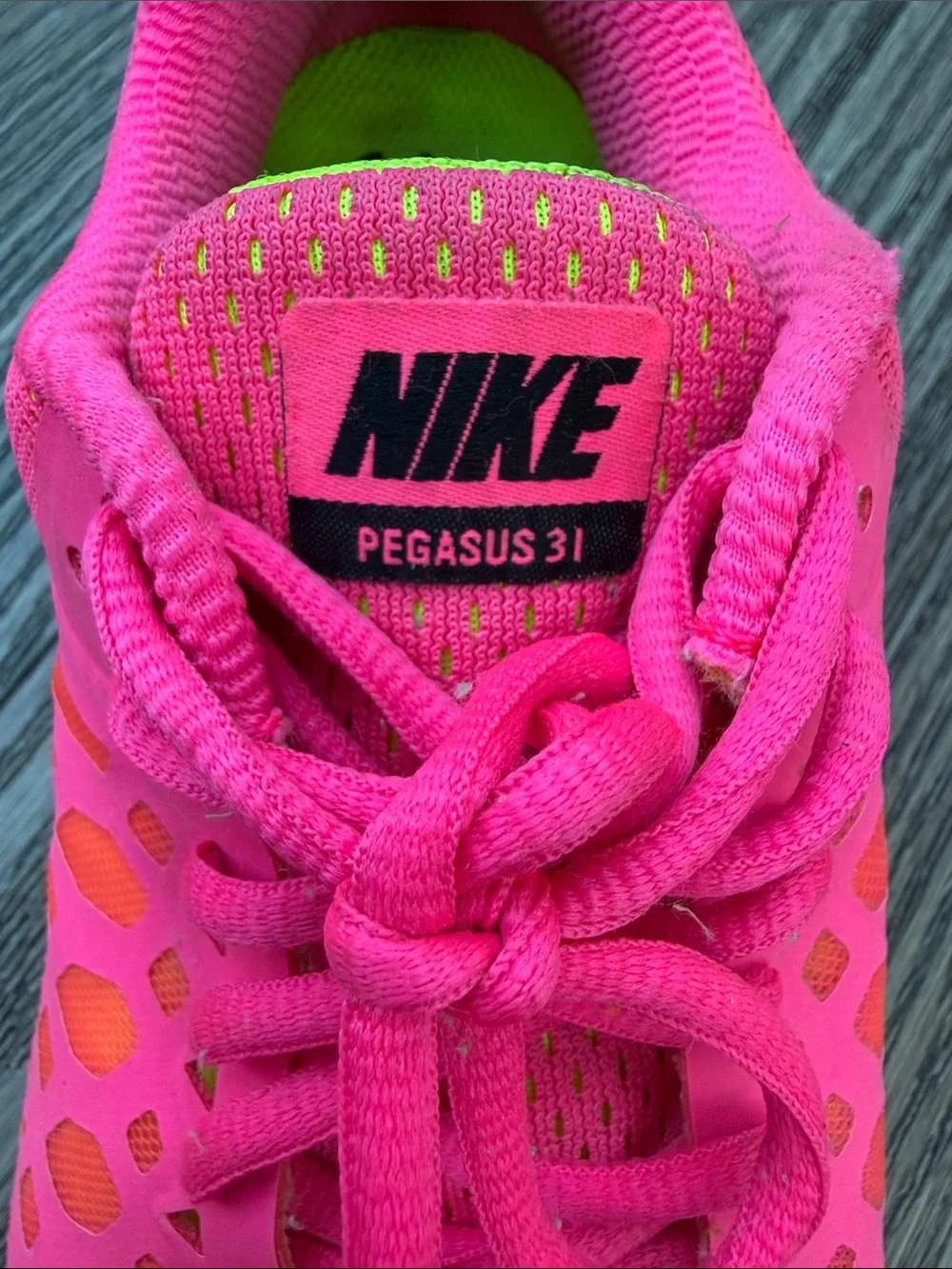 Nike Pegasus 31 Women's Hot Pink and Black Athletic Running Shoes